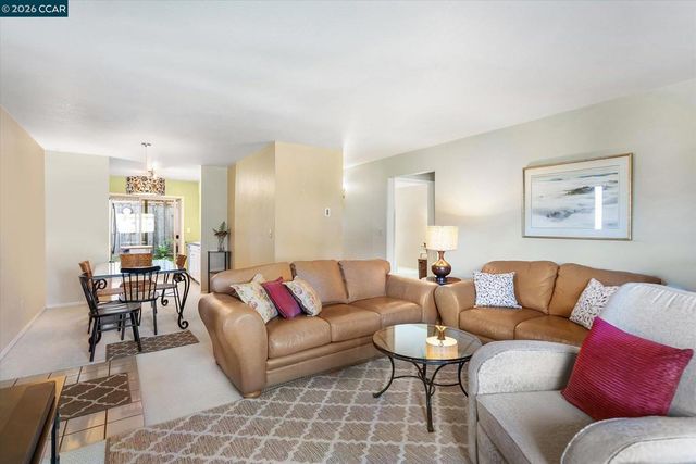 894 Lewelling Blvd 17, San Leandro, CA 94579