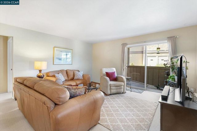 894 Lewelling Blvd 17, San Leandro, CA 94579