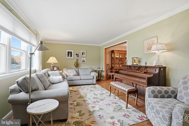 194 GIBSON AVE, Warminster, PA 18974