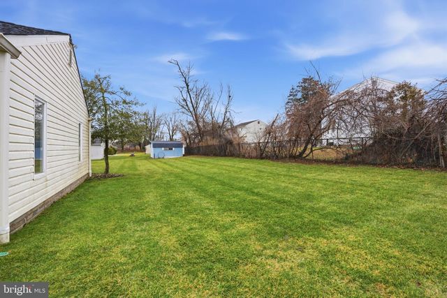 194 GIBSON AVE, Warminster, PA 18974