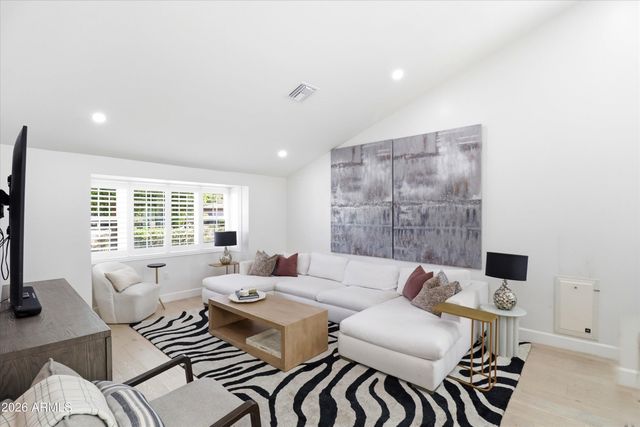 9002 N 81ST Street, Scottsdale, AZ 85258