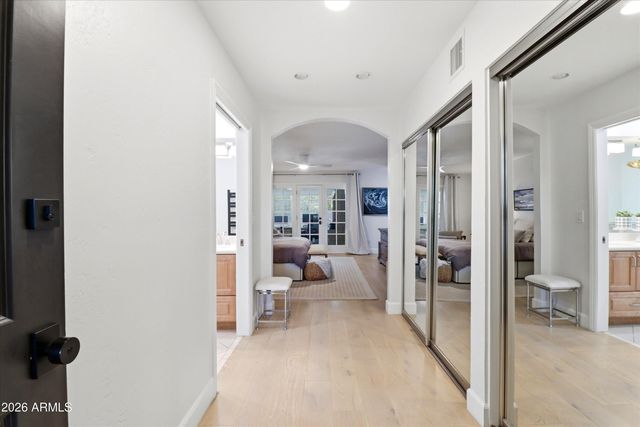 9002 N 81ST Street, Scottsdale, AZ 85258