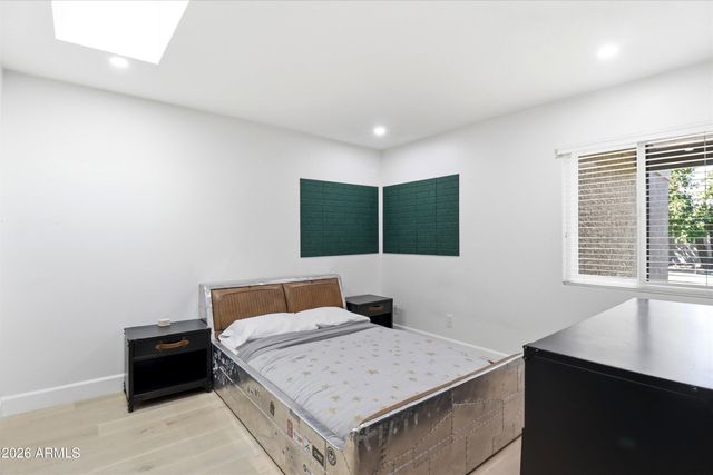 9002 N 81ST Street, Scottsdale, AZ 85258