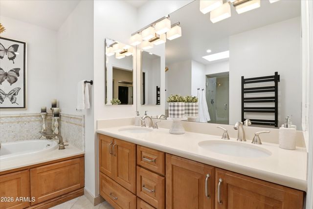 9002 N 81ST Street, Scottsdale, AZ 85258