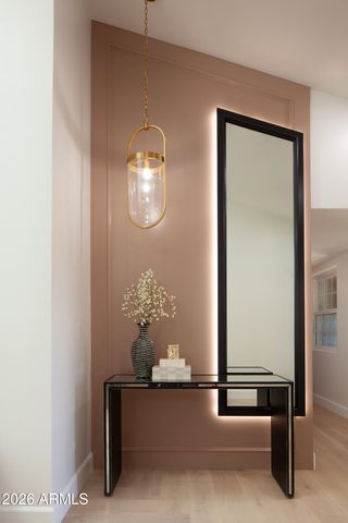 9002 N 81ST Street, Scottsdale, AZ 85258