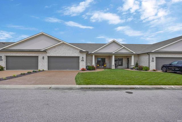 9354 Oak Point, Newburgh, IN 47630