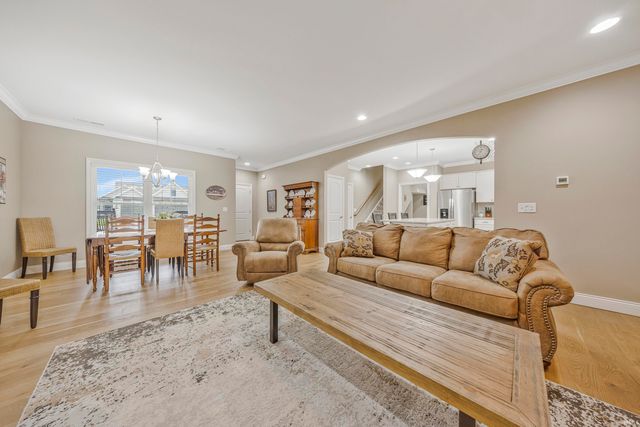 9354 Oak Point, Newburgh, IN 47630