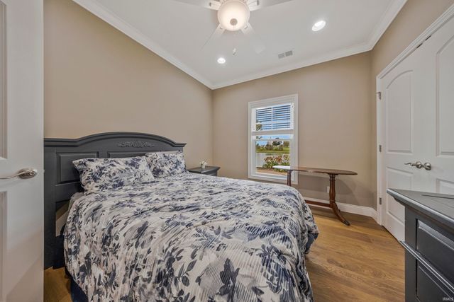 9354 Oak Point, Newburgh, IN 47630