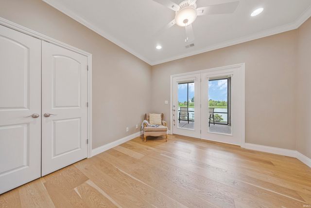 9354 Oak Point, Newburgh, IN 47630