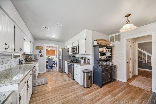 10594 E Birch Street, Claremore, OK 74019