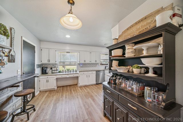 10594 E Birch Street, Claremore, OK 74019