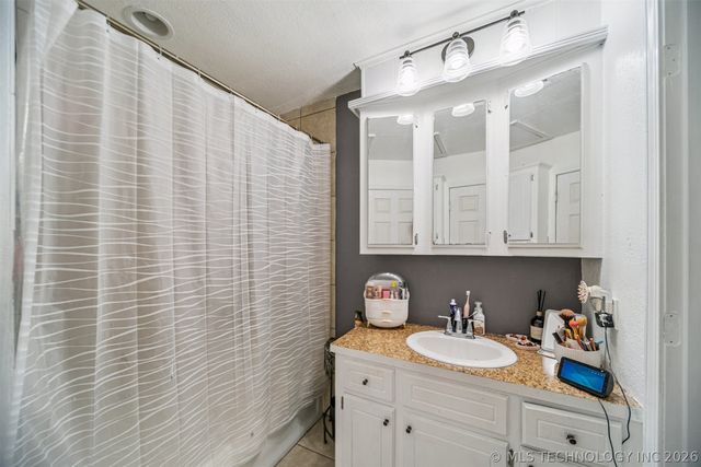 10594 E Birch Street, Claremore, OK 74019