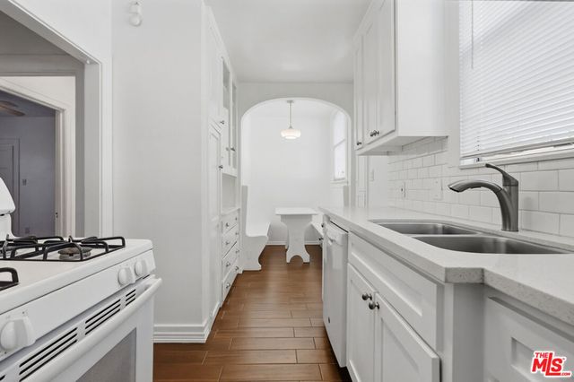 4407 Melbourne Avenue, Los Angeles, CA 90027