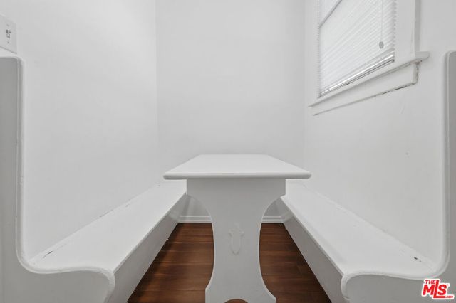4407 Melbourne Avenue, Los Angeles, CA 90027