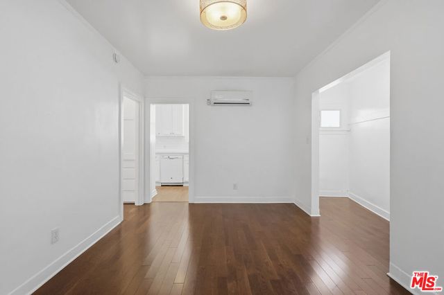 4407 Melbourne Avenue, Los Angeles, CA 90027