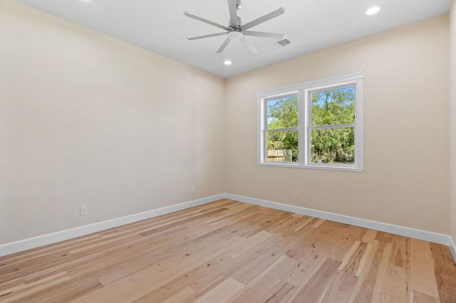1399 Hi CIR S, Horseshoe Bay, TX 78657