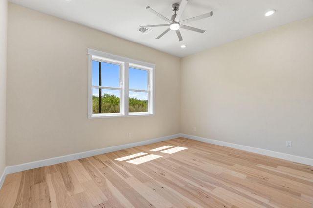 1399 Hi CIR S, Horseshoe Bay, TX 78657