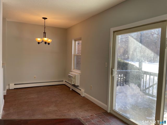 43 Balance Rock Road APT 1, Seymour, CT 06483