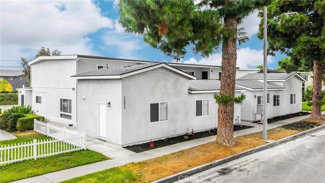 12571 Kensington Lane 1, Garden Grove, CA 92840