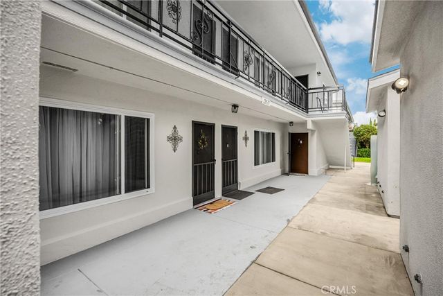 12571 Kensington Lane 1, Garden Grove, CA 92840