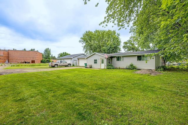 120 S Irving Avenue, Rush City, MN 55069