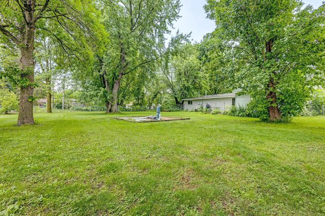 120 S Irving Avenue, Rush City, MN 55069