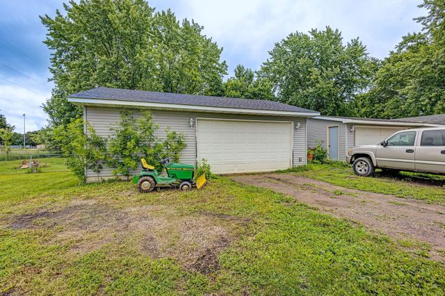 120 S Irving Avenue, Rush City, MN 55069