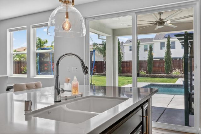 3047 Anastasia Way, Lincoln, CA 95648