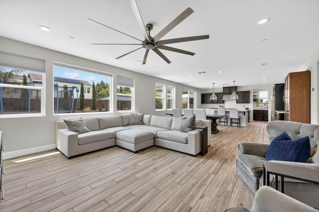 3047 Anastasia Way, Lincoln, CA 95648