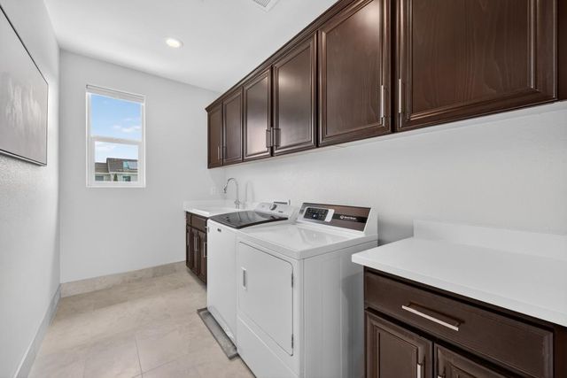 3047 Anastasia Way, Lincoln, CA 95648