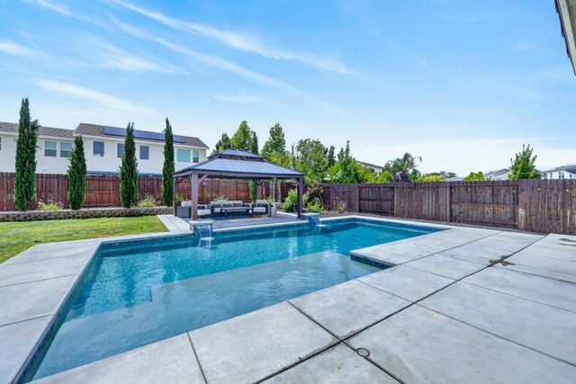 3047 Anastasia Way, Lincoln, CA 95648