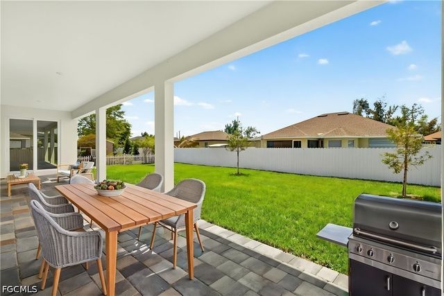 2212 NW 1st PL, Cape Coral, FL 33993