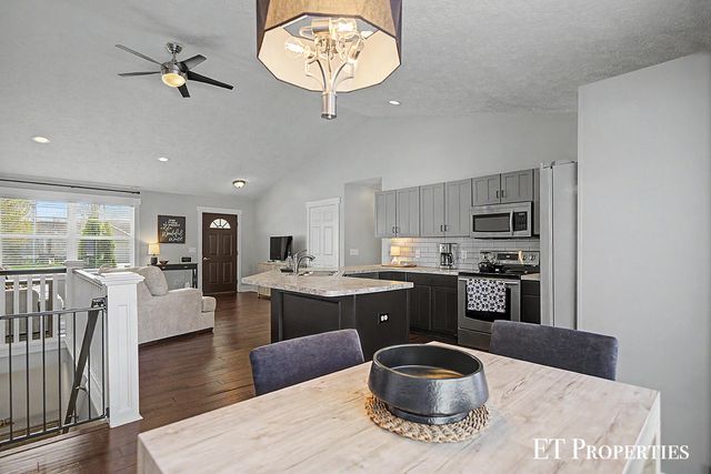 6213 Sheldon Drive, Georgetown Twp, MI 49426