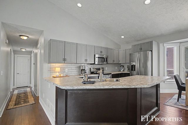 6213 Sheldon Drive, Georgetown Twp, MI 49426