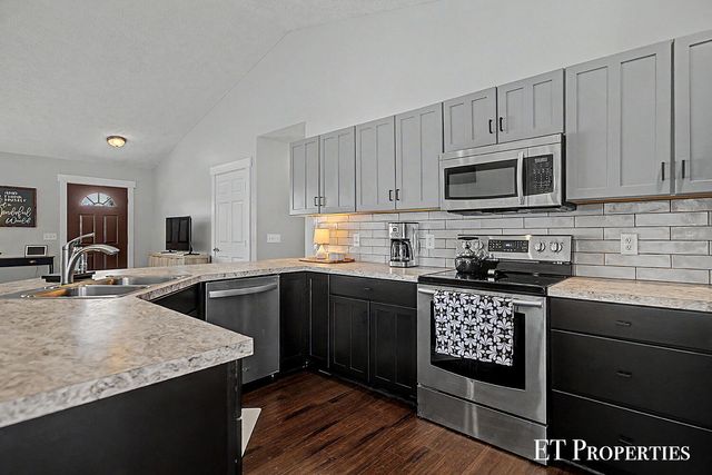 6213 Sheldon Drive, Georgetown Twp, MI 49426