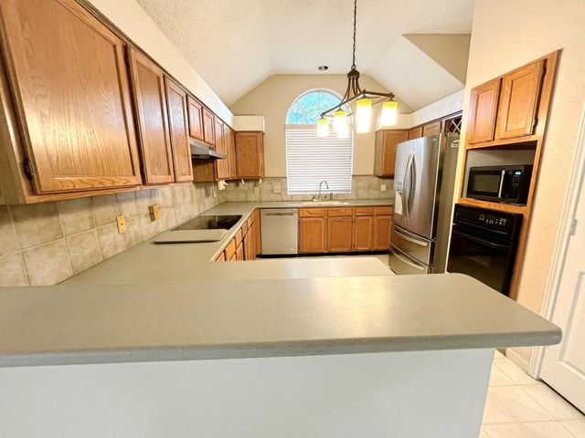 1513 Columbus Drive, Rowlett, TX 75089