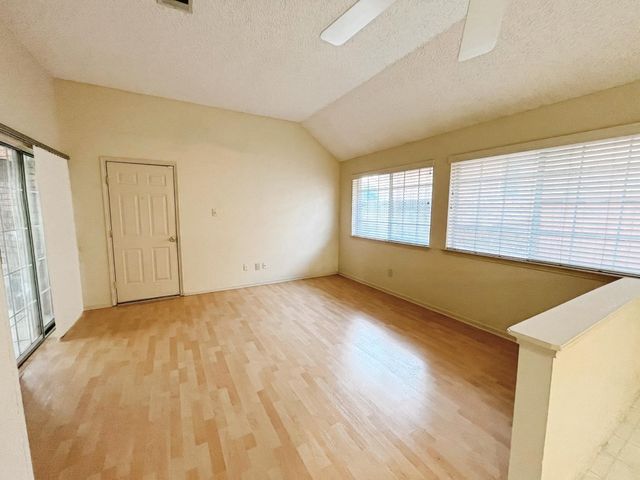 1513 Columbus Drive, Rowlett, TX 75089