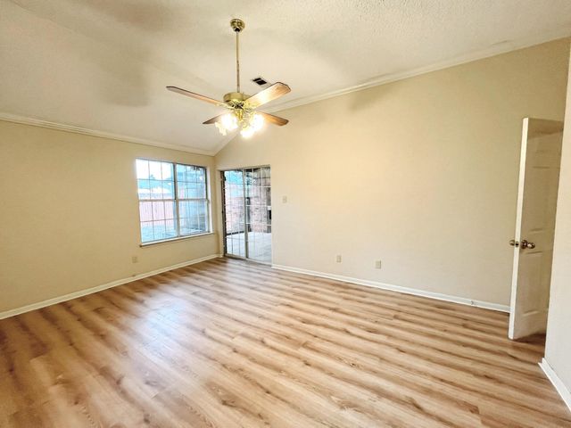 1513 Columbus Drive, Rowlett, TX 75089