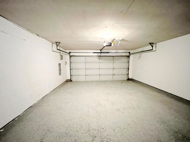 1513 Columbus Drive, Rowlett, TX 75089