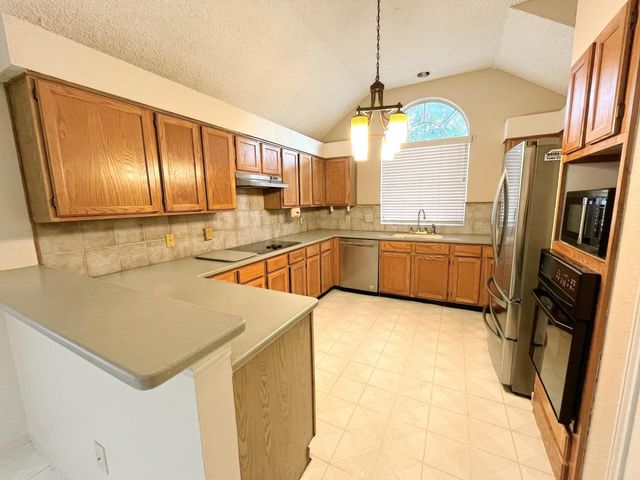 1513 Columbus Drive, Rowlett, TX 75089