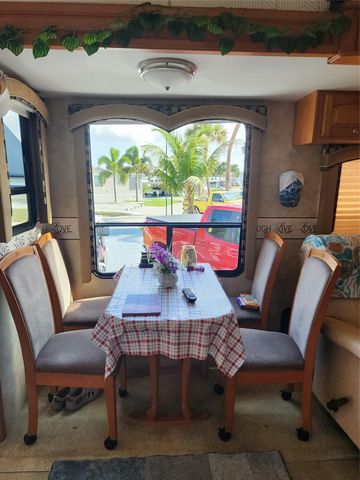 5684 SE 67th Ave, Okeechobee, FL 34974