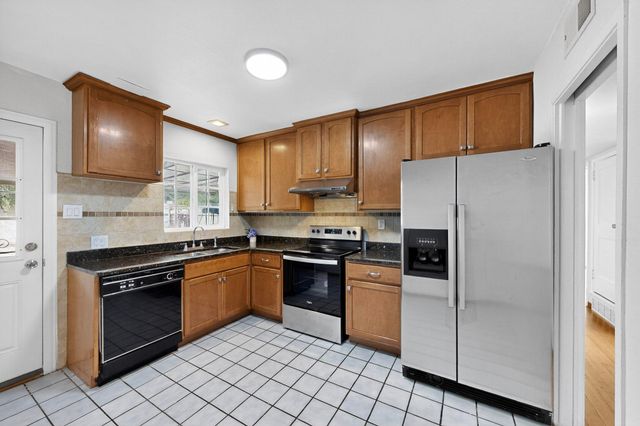 8623 MENAUL Boulevard NE, Albuquerque, NM 87112