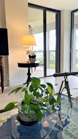 7020 Half Moon Circle 210, Hypoluxo, FL 33462