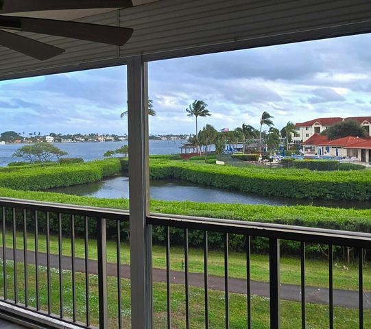 7020 Half Moon Circle 210, Hypoluxo, FL 33462