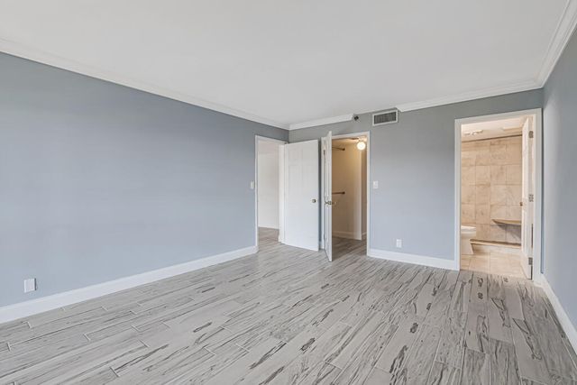 7020 Half Moon Circle 210, Hypoluxo, FL 33462