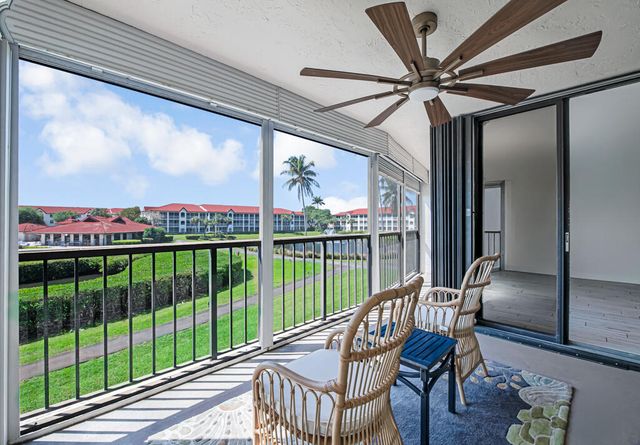 7020 Half Moon Circle 210, Hypoluxo, FL 33462