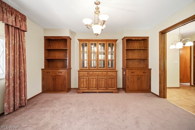 7988 Wright Road, Broadview Heights, OH 44147