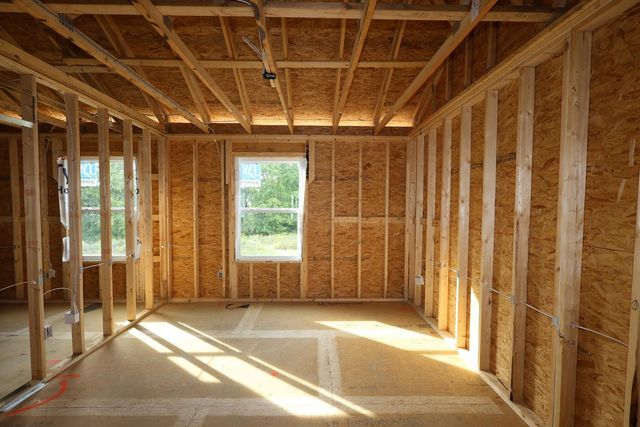 340 Royal Fern Lane, Lewis Center, OH 43035