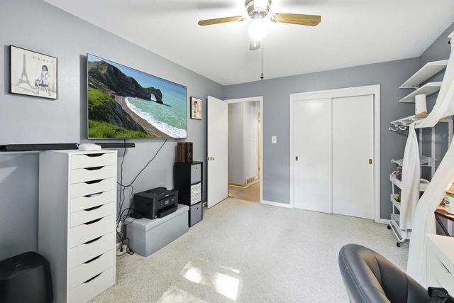 5805 W Fountain AVENUE, Milwaukee, WI 53223