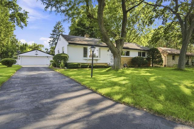 5805 W Fountain AVENUE, Milwaukee, WI 53223